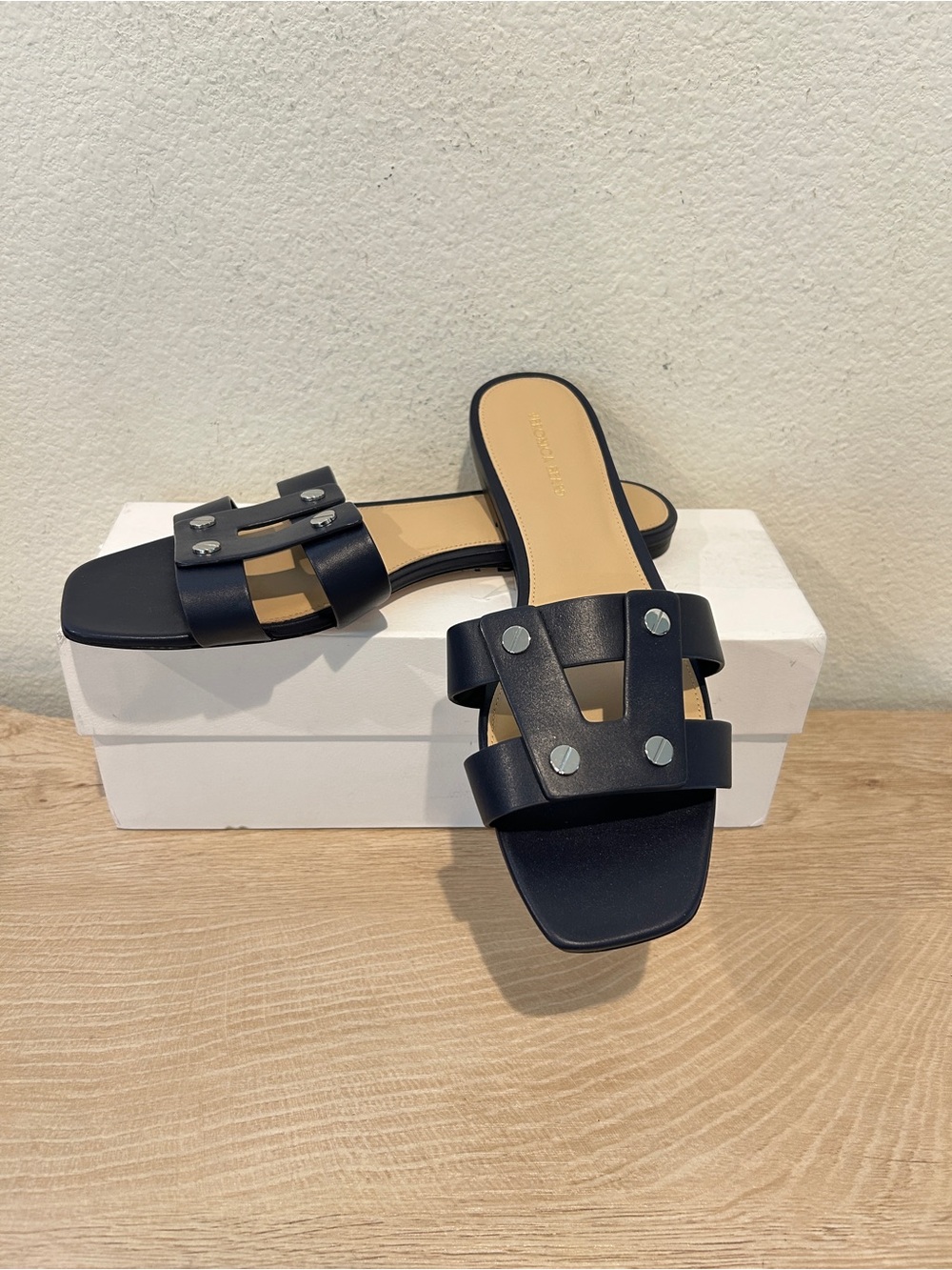 NIB Veronica Beard Women's Via Leather Slide Sandals in Navy, Size 9.5, $300